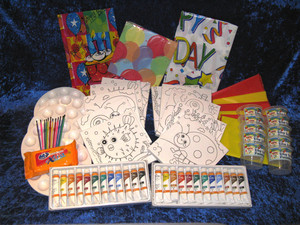 The Little Painter Pic 3 - Deluxe Canvas Party Pack