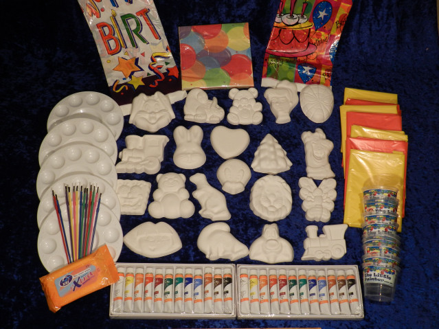 The Little Painter Pic 1 - Deluxe Plaster Party Pack