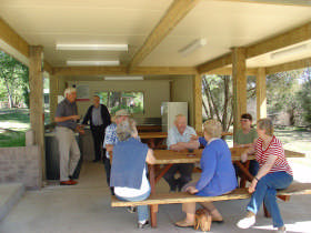 Porepunkah Pines Tourist Resort Pic 1 - Camp Kitchen