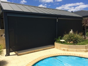 Perth Vinyl Welding Pic 2 - Outdoor blinds giving privacy and shelter to an alfresco area