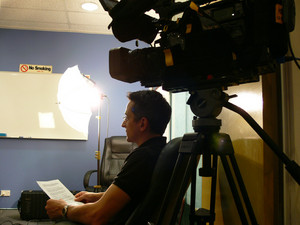 Digital Video Experts Pic 2 - filming interview on location