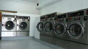 Long Jetty Laundrette Pic 2 - 930kg washers