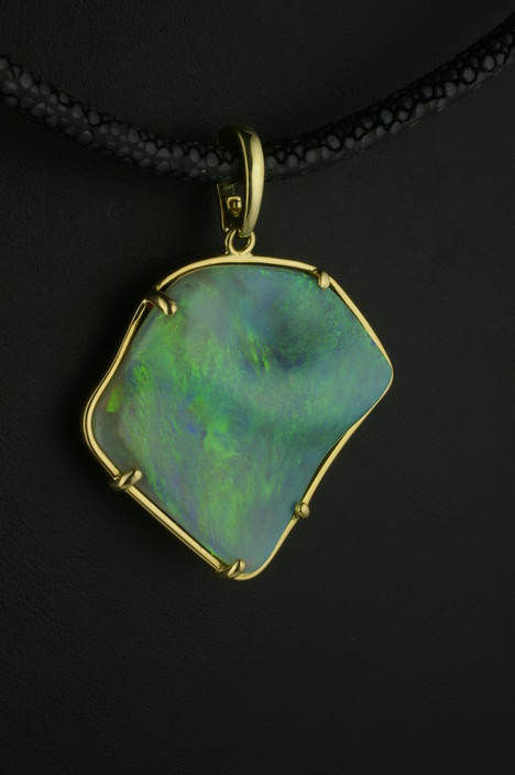 Aussie Opal Market Pic 1 - premium australian made jewellery