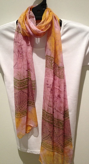 Accolades Boutique Pic 5 - Silk Scarf