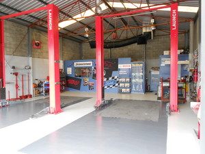 Premier Auto Repairs & Service Pic 2