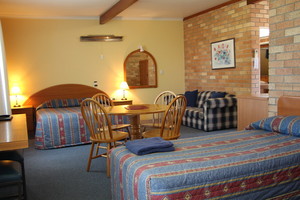 Cudgegong Valley Motel Pic 4 - Family Room