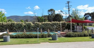 Cudgegong Valley Motel Pic 2 - Pool Area