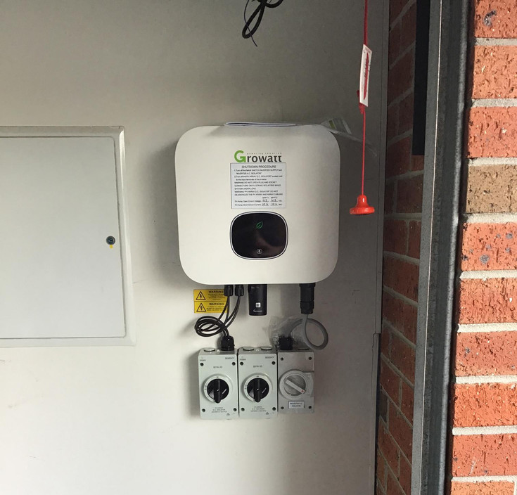 Champion Energy Pic 1 - Growatt MIN 5000 inverter mounted in garage