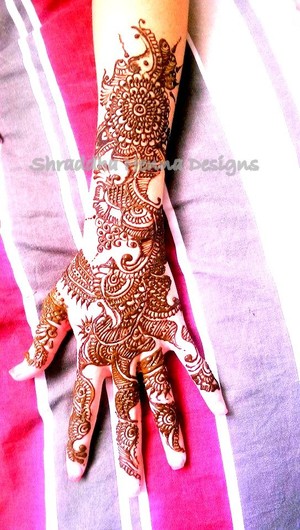 Shraddha Henna Designs Pic 3