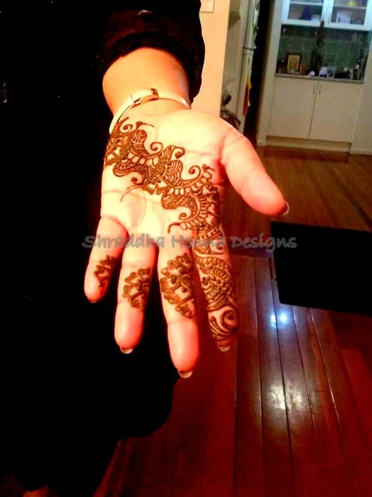 Shraddha Henna Designs Pic 1