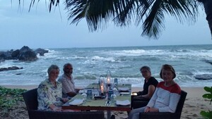 Pete's Travelling Pan's Pic 5 - Seafood BBQ on the beach at Galle