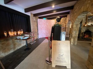 SA Boutique Photobooths Pic 4 - Wedding Oped Day at The Manor Basket Range