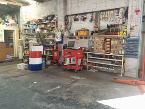 R & G Auto Repairs Pic 2