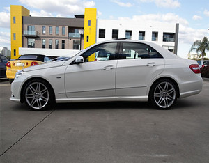 Sydney Mercedes Hire Pic 3 - Sydney Mercedes Wedding Car Hire