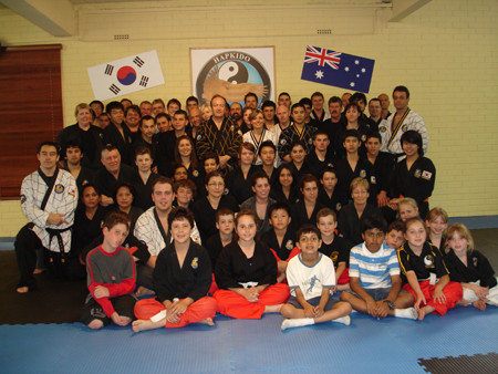 Dynamic Self Defence Pic 1 - group shot