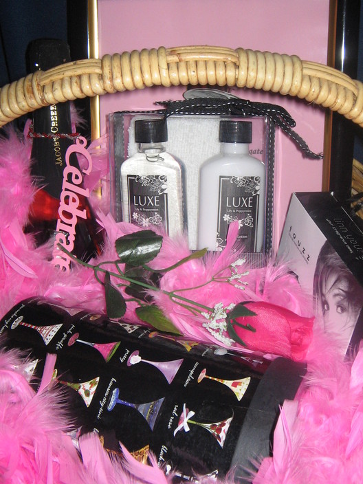 Affordable Theme Baskets Pic 1 - made to order ladies basket