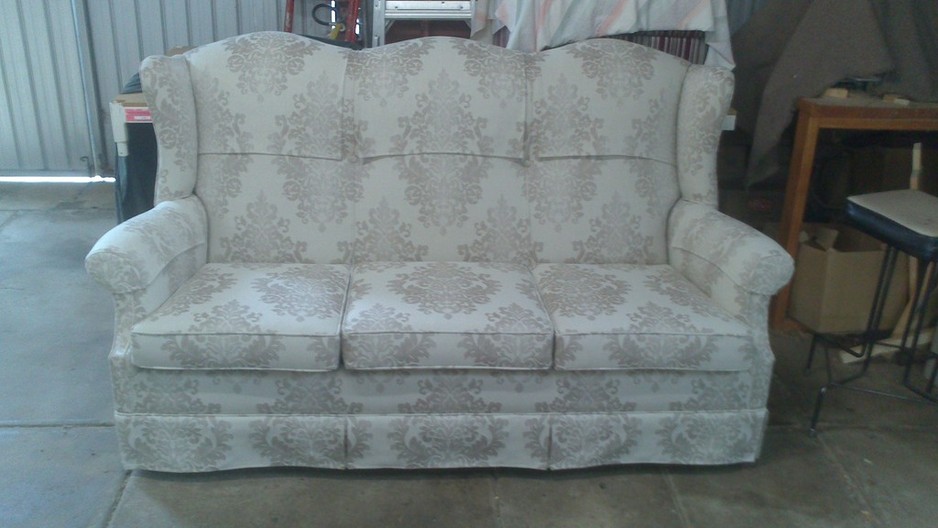 Woodville Upholsterers Pic 1