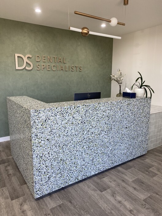 Dental Specialists Periodontist & Prosthodontist Pic 1 - Reception