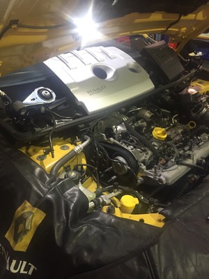 A.R.T Servicing Mobile Mechanic Pic 3 - Renault timing belts and diagnostics scanning