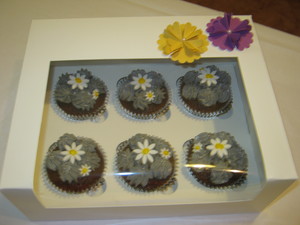 Lyn's Little Cake Delights Pic 5 - Gorgeous Chocolate Cupcakes in box perfect gift