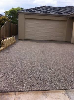 Paving Solutions Pic 4 - Exposed Aggregate Concrete