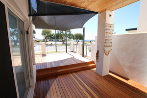 Swift Decking Pic 2 - Decking with steps no problem