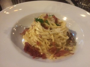 Jamie's Italian Pic 4 - spaghetti cabonara