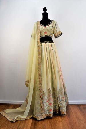 NISHA SIDHU -Indian clothing Australia Pic 5