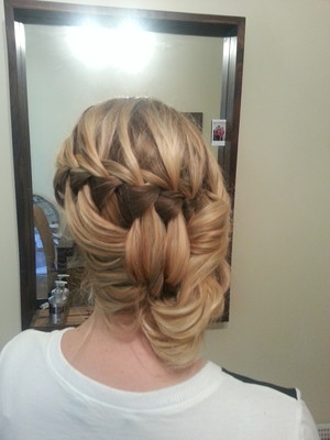 Styling Hair Designs Pic 2