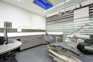 Aria Dental Zaninovich & Associates Pic 5 - Dentist Room