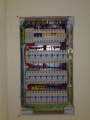 R M A Electrics Pic 2 - switchboards new and replacements