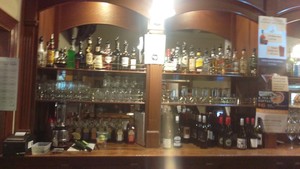 Duck Inn Pic 3 - Bar