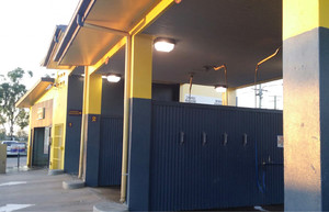 Cranbrook Car Wash Pic 3 - Carwash bays in Townsville