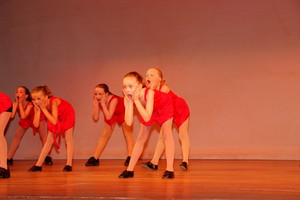 Dance to the Limit Performing Arts school Pic 4