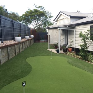 Laser Electrical Gumdale Pic 3 - Dressed up the gardens around the golfing green with feature pots and sandstone rocks