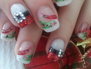 Inner Essense Pic 4 - Christmas Acrylic Nails