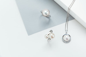 Micheli Jewellery Pic 5 - Pearls