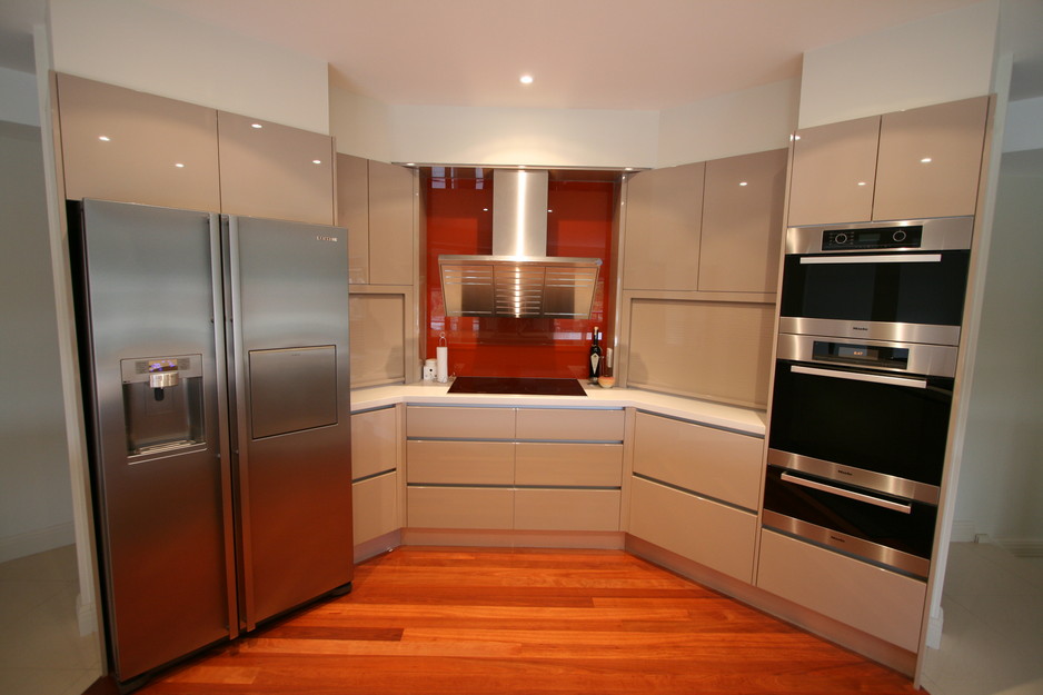 Newood Joinery Pic 1 - 2 Pac kitchen with painted glass splash backs