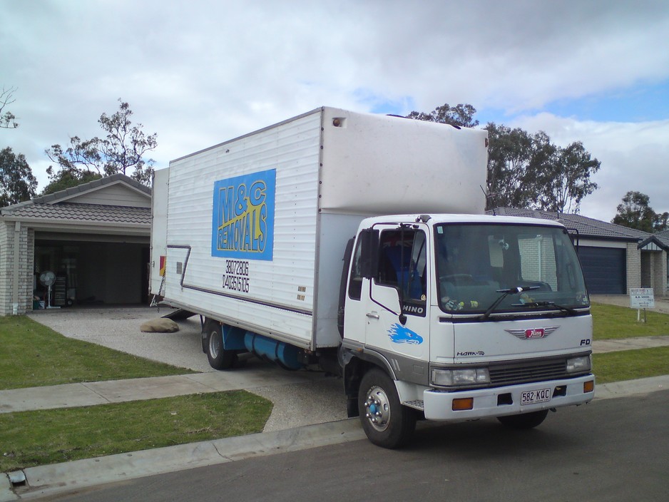 M & C Removals Pic 1