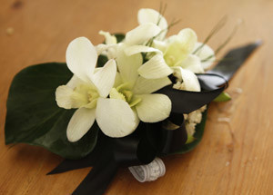 Living Gifts by Fiona Pic 4 - Corsages