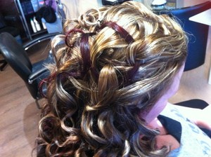 Four Seasons Hair Design Pic 3