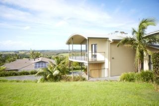 Yoga White Lotus - Sivananda Tradition Pic 1 - Yoga Centre situated on the hills of Lennox Head