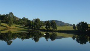 Samford Lakes Accommodation Pic 5 - Picture perfect Samford Lakes