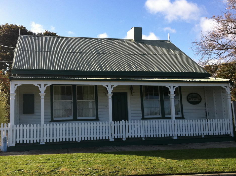 Ben Hyron's Cottage Pic 1 - Ben Hyrons Cottage