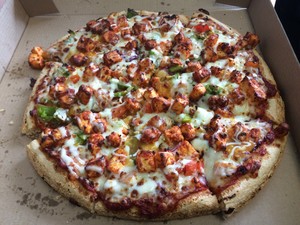 Monty's Pizza Pic 2