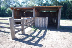 Select-A-Fence Pic 2 - double horse stables with washbay