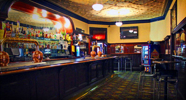 The Little Pub Pic 1 - The Little Pub Saloon Bar