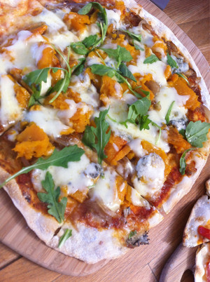 Beach Road Wines Pic 2 - Divine pumpkin pizza Thin delicious base