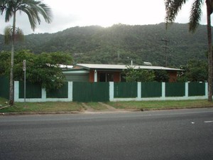 The Front Yard Guy - Brisbane Handyman Services Pic 5 - Fence Painting