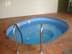 Kingswood Motel Pic 4 - relax in the spa